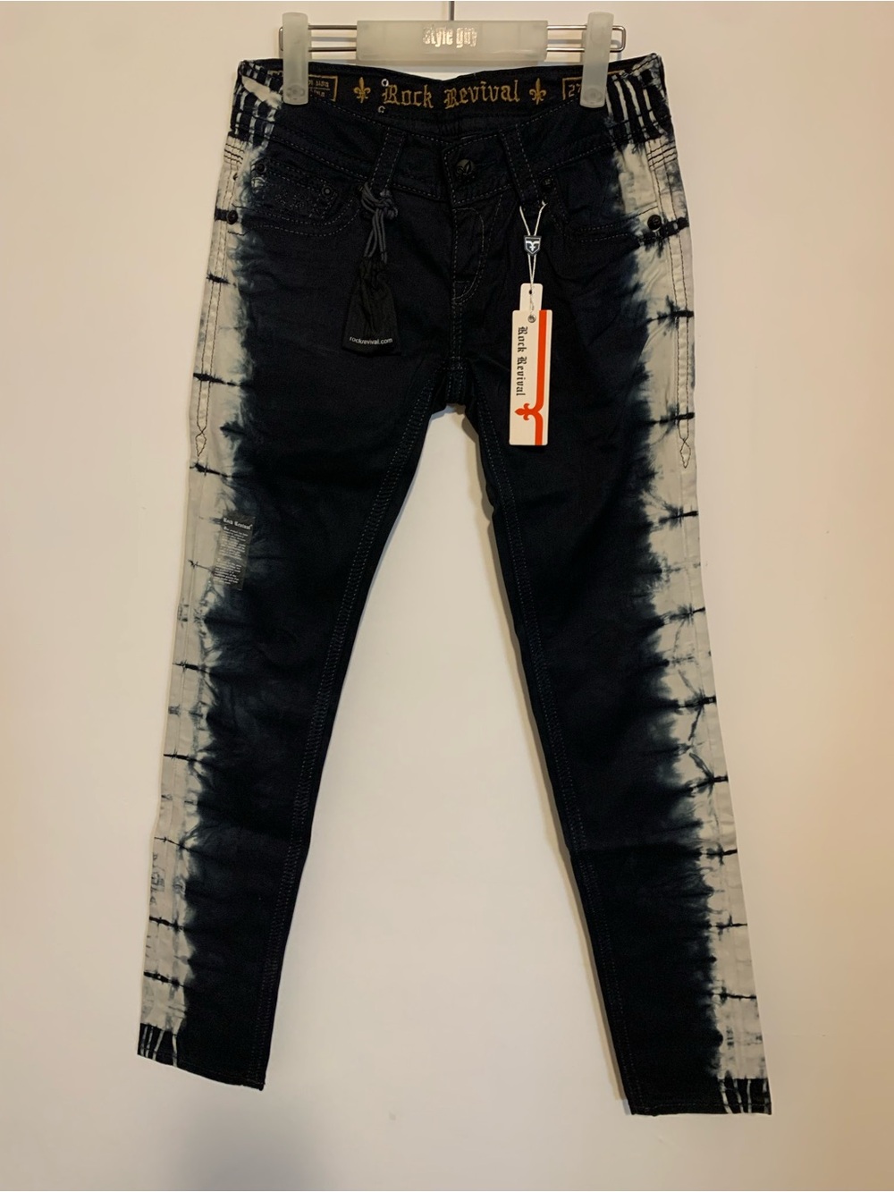 NWT Rock Revival Women’s Skinny Jeans